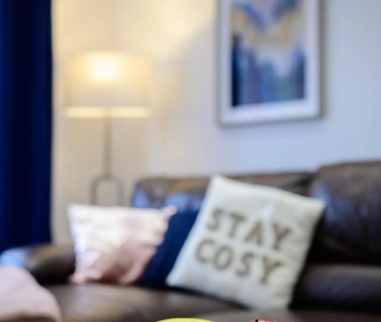 Casa de Férias 3Br,1 Bathroom,1 Shower,Cctv, Secure Free Parking,500Mb-Wi Fi,Netflix,Fully Equiped Kitchen,Perfect For Business Trip & Families Holiday Or Working Proffesionals-Long Term Just 5 Min From M1,10 Min To City Centre,Garden Furniture To Relaxing In The G Nottingham Reino Unido